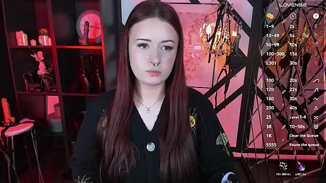 Lily Moonlight online show from March 29, 2:50 pm