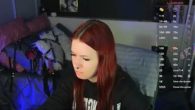 Lily Moonlight online show from March 31, 7:09 am