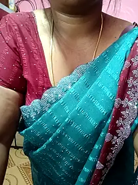 Snapshot of Renuma chatting on March 27, 8:26 am Renuma online show from March 27, 8:26 am