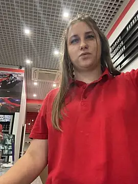 Snapshot of Strawberryyyyik chatting on September 10, 6:30 pm Strawberryyyyik online show from September 10, 6:30 pm