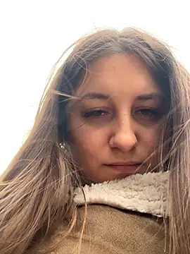 Snapshot of Strawberryyyyik chatting on October 1, 12:11 pm Strawberryyyyik online show from October 1, 12:11 pm