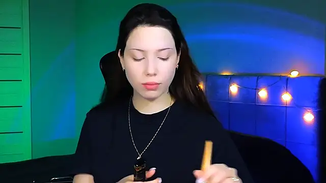 Stacy Gonzales  online show from February 1, 6:21 am