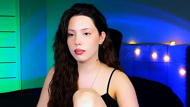 Stacy Gonzales  online show from February 4, 1:06 pm