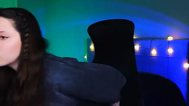 Stacy Gonzales  online show from February 15, 6:23 am