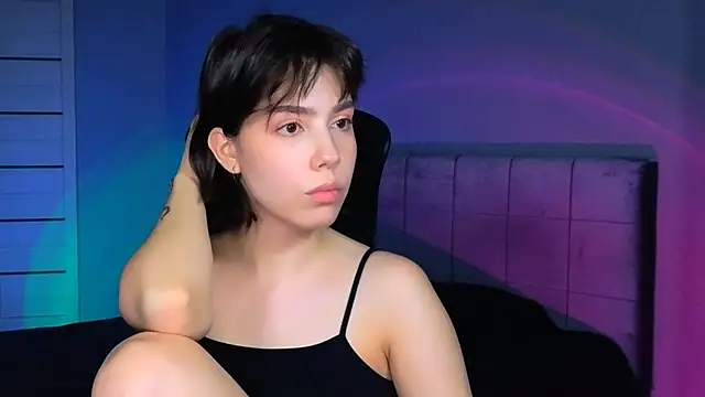 Stacy Gonzales  online show from November 12, 12:05 pm