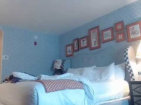 Snapshot of AngelineStoney chatting on March 10, 2:48 pm AngelineStoney online show from March 10, 2:48 pm