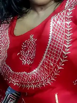 Snapshot of Wifesuman40 chatting on December 10, 10:17 am Wifesuman40 online show from December 10, 10:17 am