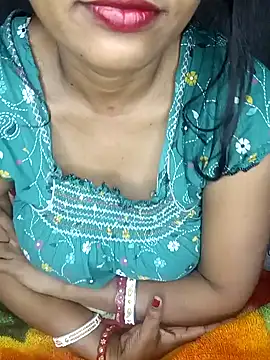 Snapshot of Wifesuman40 chatting on December 31, 2:19 am Wifesuman40 online show from December 31, 2:19 am