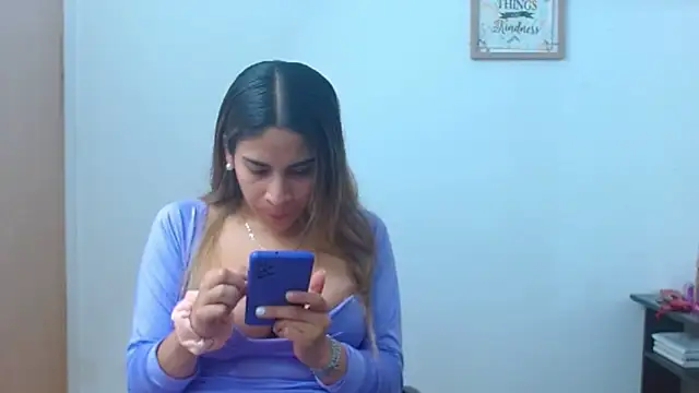 JessicaRabbit04 online show from March 7, 9:59 pm