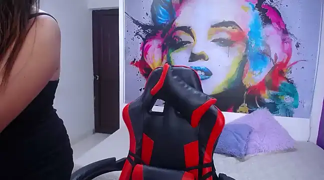 cristal horny19 online show from February 4, 9:49 am