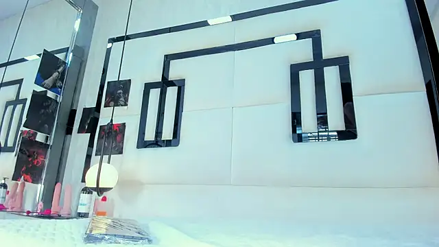 julietajackson 1 online show from January 19, 9:55 pm