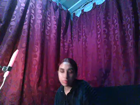 Snapshot of ifeelverywet_andhot chatting on March 3, 7:39 pm ifeelverywet andhot online show from March 3, 7:39 pm