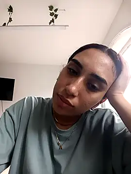 Snapshot of ifeelverywet_andhot chatting on September 23, 2:53 pm ifeelverywet andhot online show from September 23, 2:53 pm