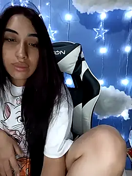 ifeelverywet andhot online show from November 25, 2:06 pm