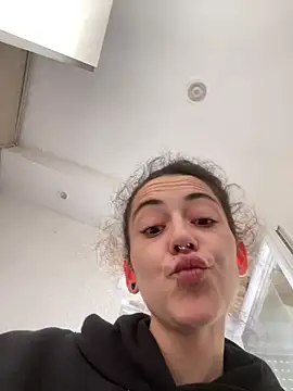 m1999m1 online show from March 25, 10:43 am