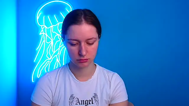 Snapshot of Fantasy_July chatting on December 10, 9:44 am Fantasy July online show from December 10, 9:44 am