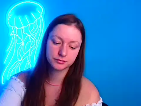 Snapshot of Fantasy_July chatting on January 17, 9:39 am Fantasy July online show from January 17, 9:39 am