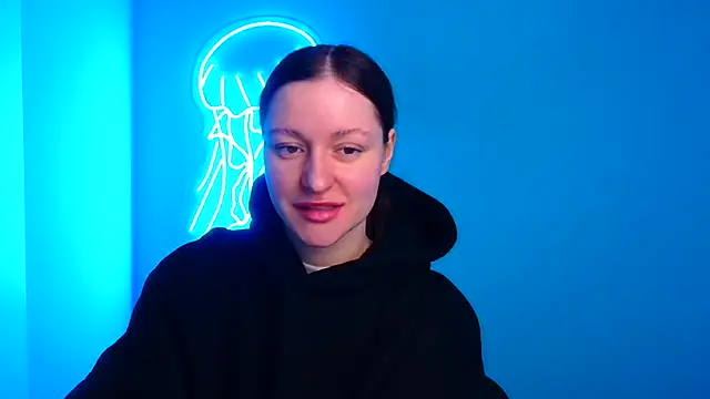 Snapshot of Fantasy_July chatting on February 24, 6:38 am Fantasy July online show from February 24, 6:38 am