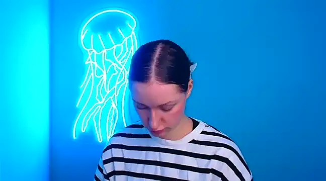 Snapshot of Fantasy_July chatting on February 24, 12:48 pm Fantasy July online show from February 24, 12:48 pm