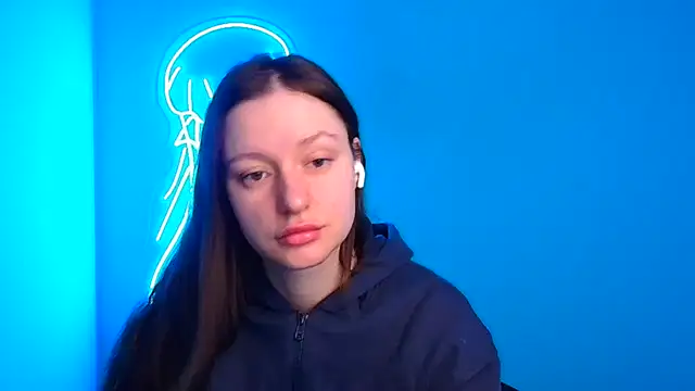 Snapshot of Fantasy_July chatting on February 26, 6:37 am Fantasy July online show from February 26, 6:37 am