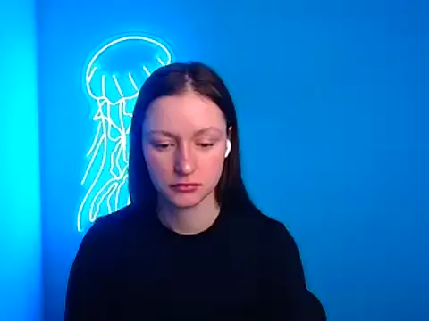 Snapshot of Fantasy_July chatting on February 26, 10:15 am Fantasy July online show from February 26, 10:15 am