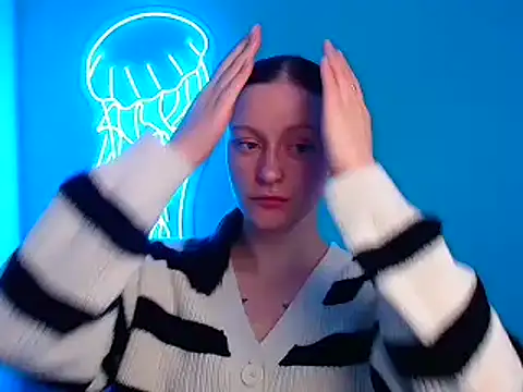 Snapshot of Fantasy_July chatting on February 28, 3:48 pm Fantasy July online show from February 28, 3:48 pm