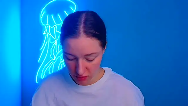 Snapshot of Fantasy_July chatting on March 18, 6:46 am Fantasy July online show from March 18, 6:46 am