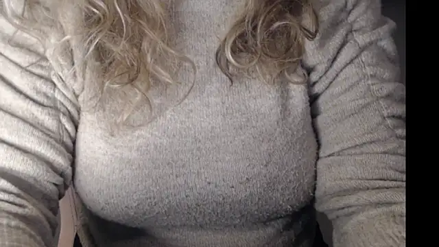 JenniLowen online show from January 9, 1:13 pm
