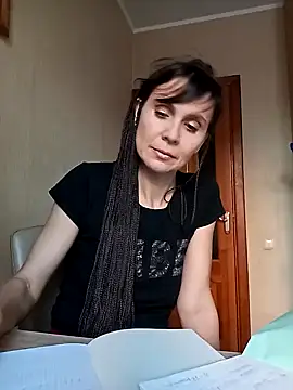 Francenia lolis online show from December 13, 7:15 am