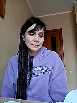 Francenia lolis online show from February 1, 10:59 am