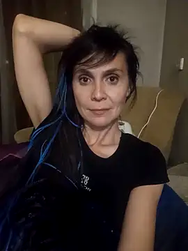 Francenia lolis online show from October 9, 7:45 pm