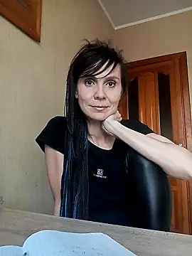 Francenia lolis online show from October 22, 8:36 am