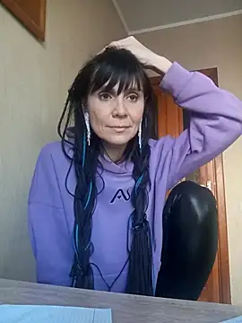 Francenia lolis online show from March 2, 7:15 am