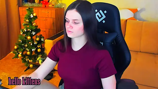 Snapshot of Lora_Cain chatting on December 20, 2:05 pm Lora Cain online show from December 20, 2:05 pm