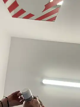 adrian90bi11 online show from March 27, 9:42 am