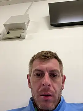 adrian90bi11 online show from May 26, 3:08 pm