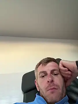 adrian90bi11 online show from May 27, 3:53 pm