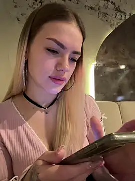 -Sexy Barbie- online show from January 8, 8:38 am