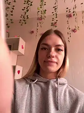 -Sexy Barbie- online show from March 12, 6:18 am