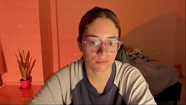 atenas 05  online show from February 10, 9:35 am