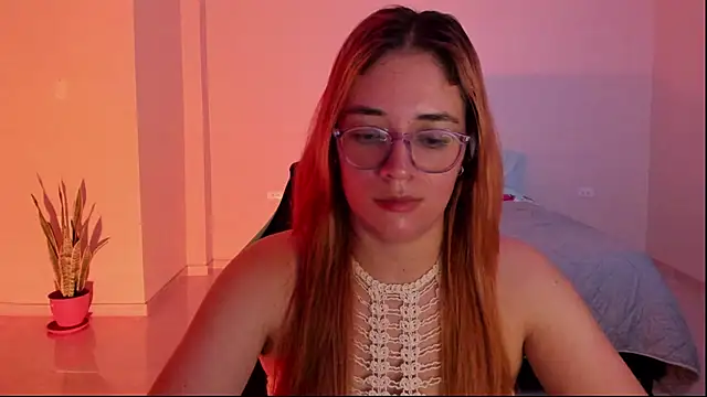 atenas 05  online show from February 21, 9:38 pm