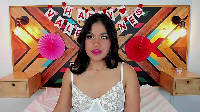 NaiirobiSwan online show from February 15, 2:15 am