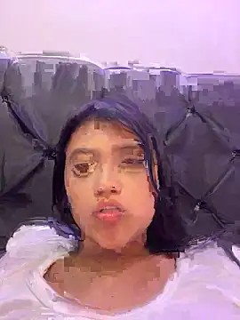 Snapshot of alisson_carolina73 chatting on December 14, 2:45 am alisson carolina73 online show from December 14, 2:45 am