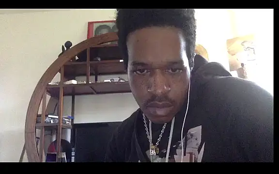 POPAYE972 online show from April 2, 4:37 pm