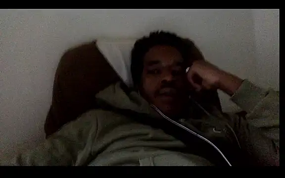 Snapshot of POPAYE972 chatting on April 3, 5:22 pm POPAYE972 online show from April 3, 5:22 pm