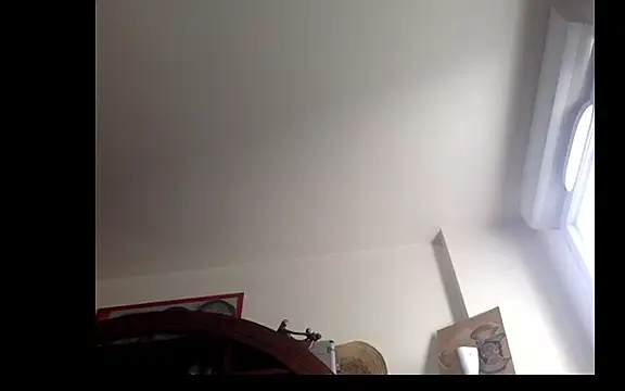 Snapshot of POPAYE972 chatting on April 6, 8:59 am POPAYE972 online show from April 6, 8:59 am