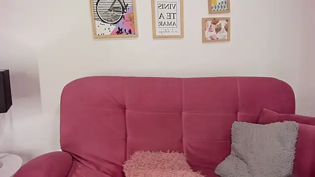 Juanita owens online show from January 9, 9:47 pm