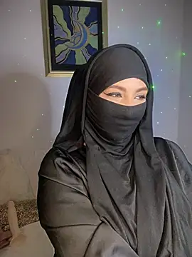 Zeynep-Lahsen online show from January 13, 11:41 am