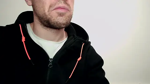 Snapshot of mikealcorleone chatting on March 2, 5:58 pm mikealcorleone online show from March 2, 5:58 pm
