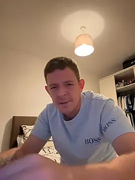 Snapshot of mrwright878787 chatting on December 17, 7:26 pm mrwright878787 online show from December 17, 7:26 pm
